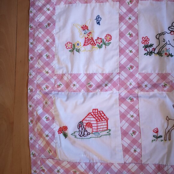 Handmade 35"x 48" Baby Quilt w/ Embroidered Squares Nursery Rhymes Pink & White - Picture 6 of 10